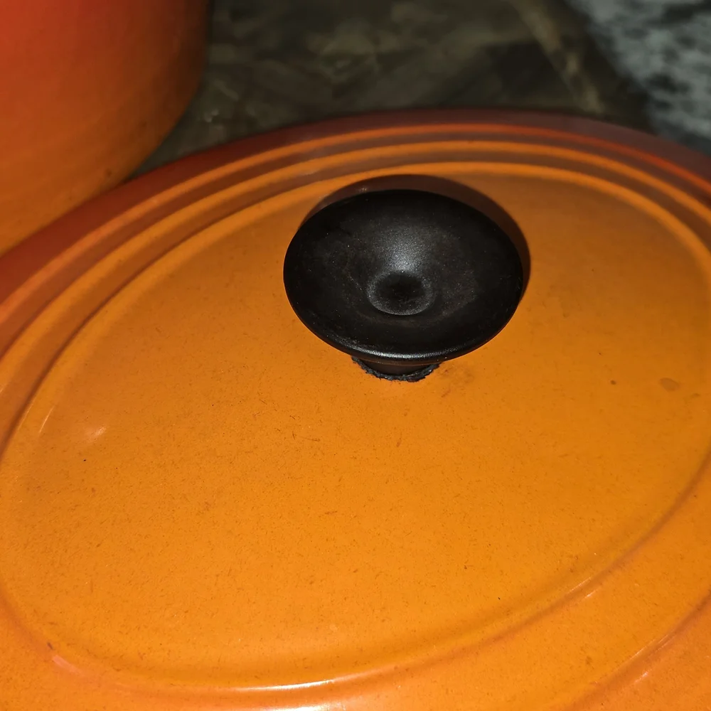 Le Creuset 29cm Flame Oval Dutch Oven - Picture 9 of 12